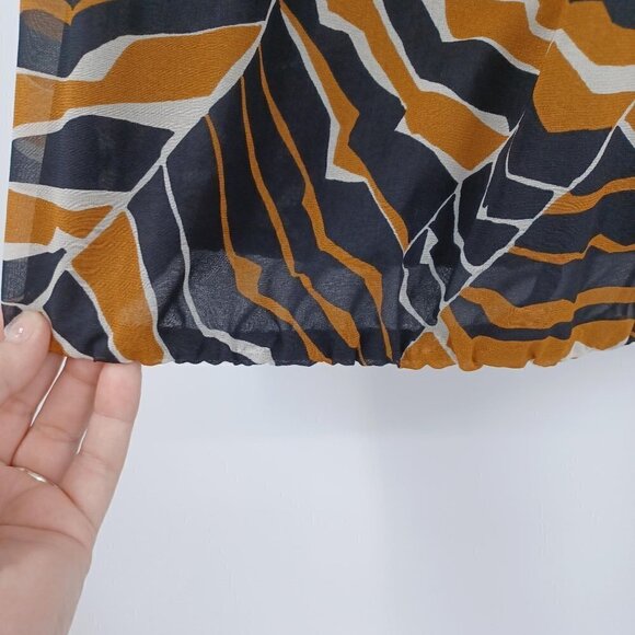 Trina Turk Bella Printed Silk Sleeveless Blouse Women's S Abstract Chiffon Artsy - Picture 5 of 11